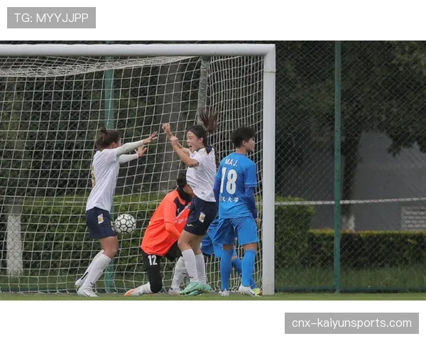 里昂女足客场逆袭展现冠军心态 格洛迪斯成精神领袖